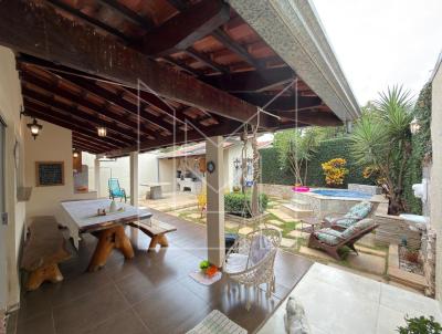 Casa para Venda, em Caldas Novas, bairro Setor Aeroporto, 3 dormit�rios, 4 banheiros, 3 su�tes, 4 vagas