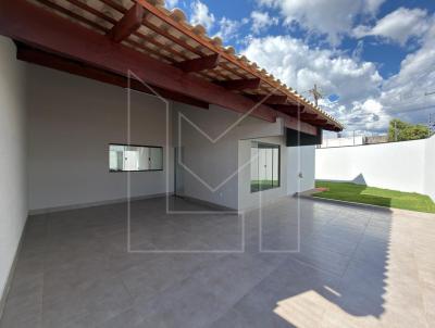 Casa para Venda, em Caldas Novas, bairro Residencial Caminho do Lago, 3 dormit�rios, 2 banheiros, 1 su�te, 3 vagas