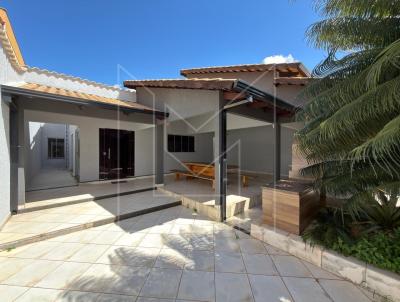 Casa para Venda, em Caldas Novas, bairro Est�ncia Itagua� 2, 3 dormit�rios, 3 banheiros, 2 su�tes, 3 vagas