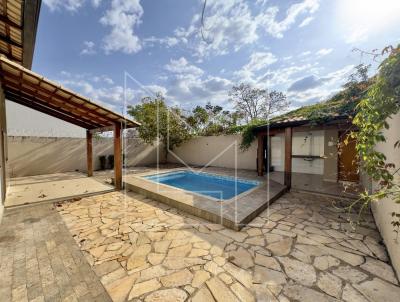 Casa para Venda, em Caldas Novas, bairro Do Turista 2� Etapa, 3 dormit�rios, 3 banheiros, 1 su�te, 4 vagas